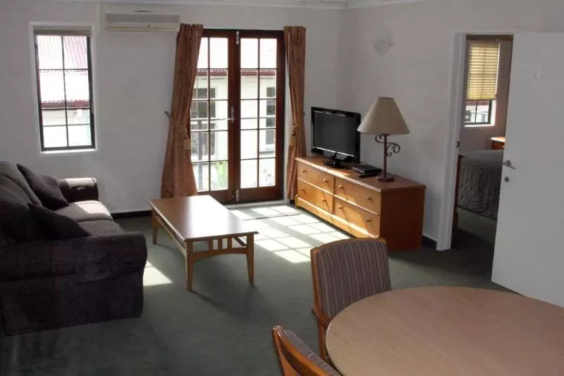 City Suites