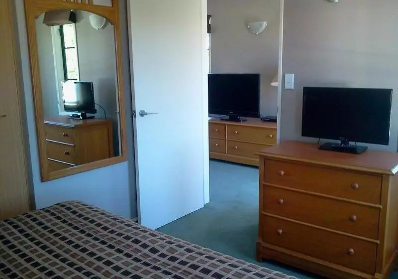 City Suites
