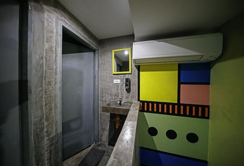 בית מלון כפרי D522 Hostel At Kiener Hills   Near Cebu Airport