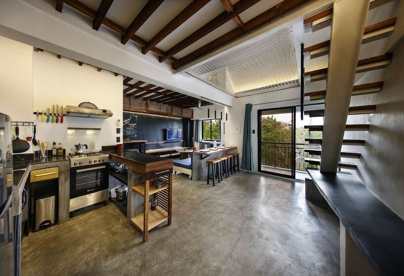 בית מלון כפרי D522 Hostel At Kiener Hills   Near Cebu Airport