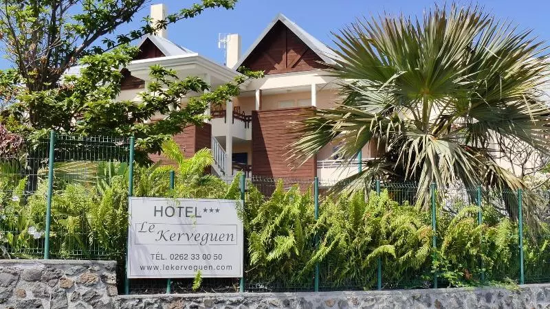 هتل Le Kerveguen