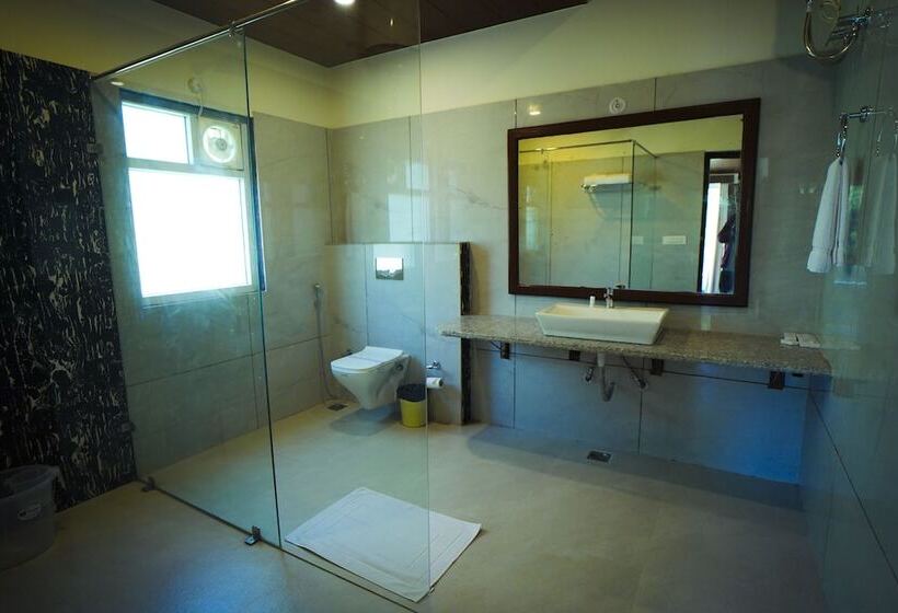 בית מלון כפרי Mango Bloom River Resort