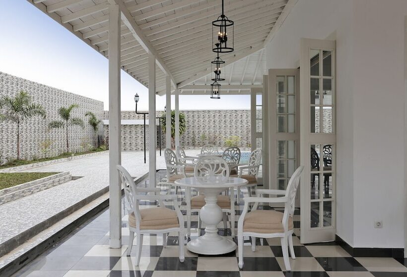 בית מלון כפרי Menumbing Heritage