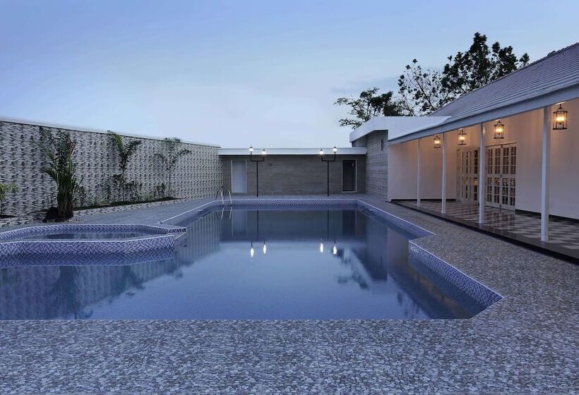 בית מלון כפרי Menumbing Heritage