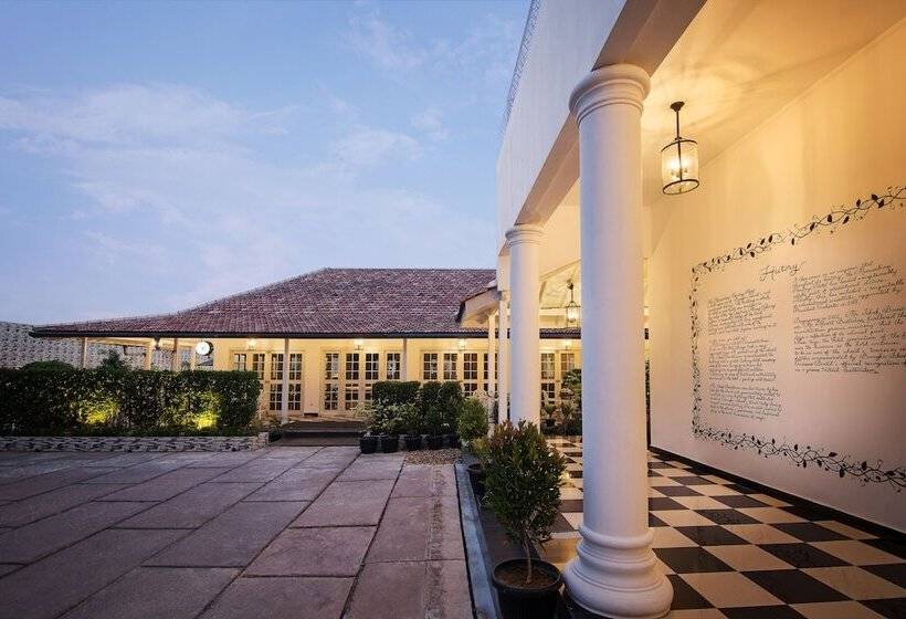 בית מלון כפרי Menumbing Heritage