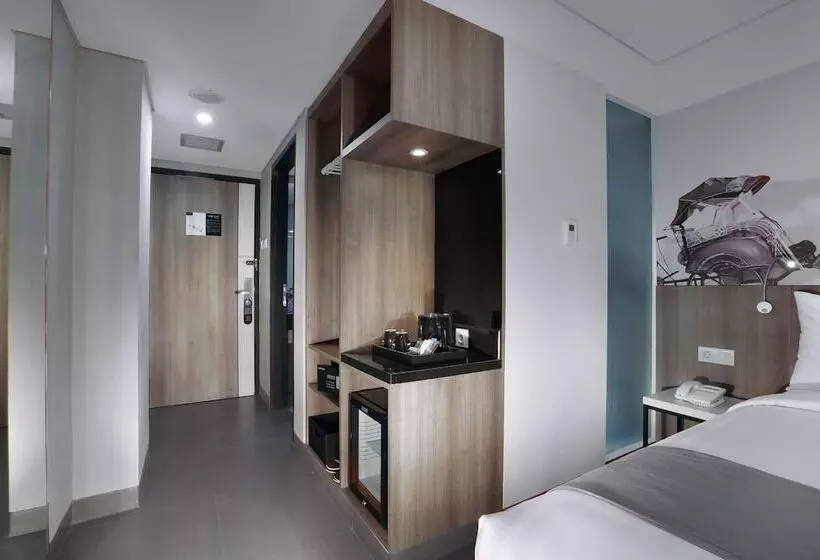 בית מלון כפרי Neo Malioboro By Aston