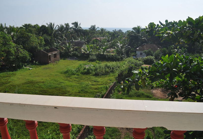 Hotel Oasis Beach Resort