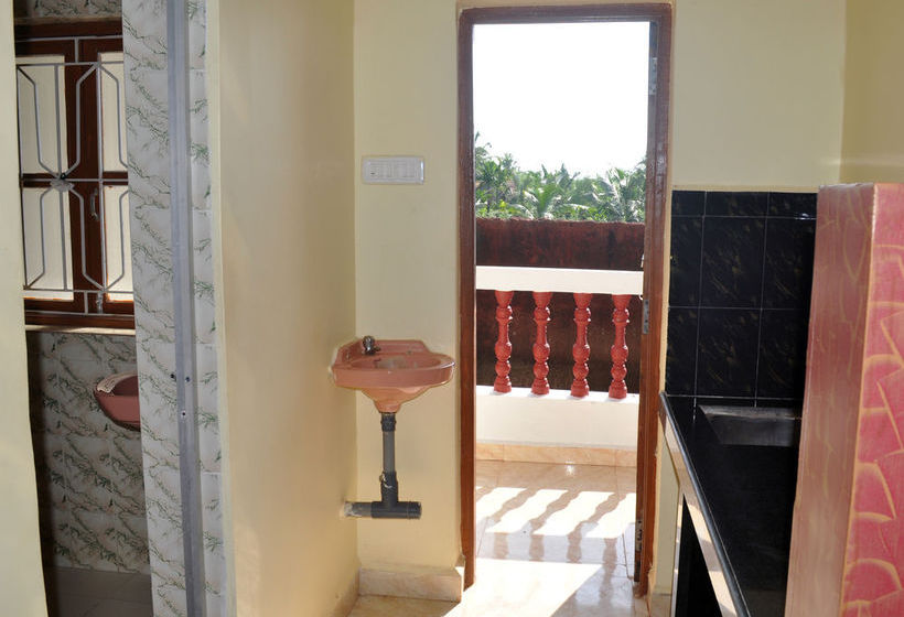 Hotel Oasis Beach Resort