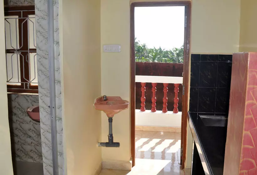 Hotel Oasis Beach Resort