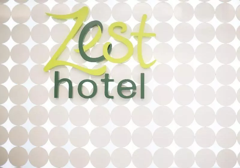 Zest Jemursari By Swiss Belhotel International
