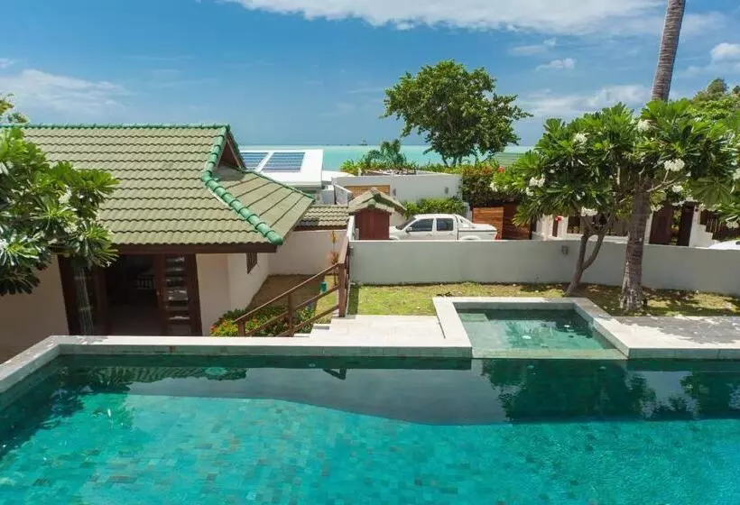 Idyllic Samui Beach Villa Resort