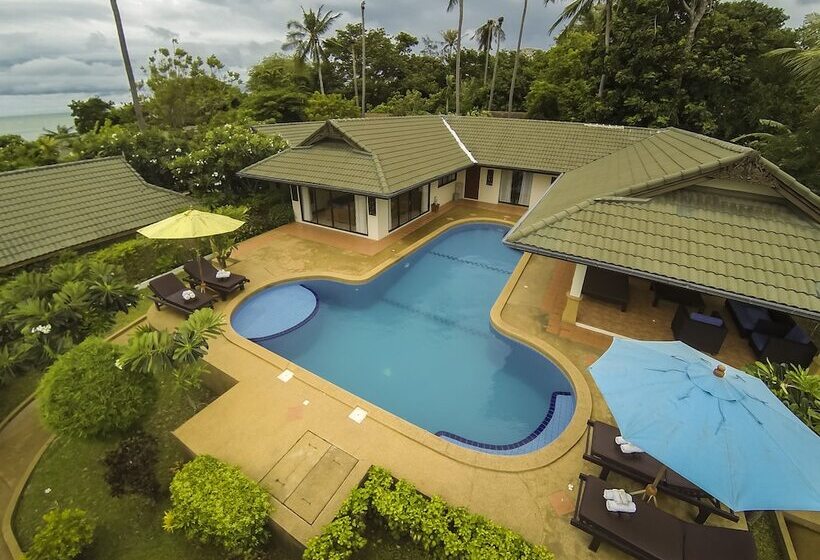 Idyllic Samui Beach Villa Resort