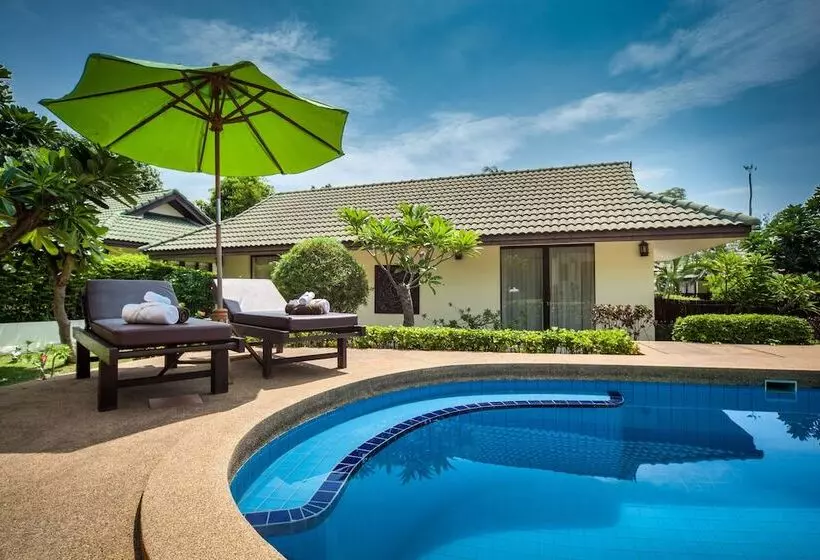 Idyllic Samui Beach Villa Resort