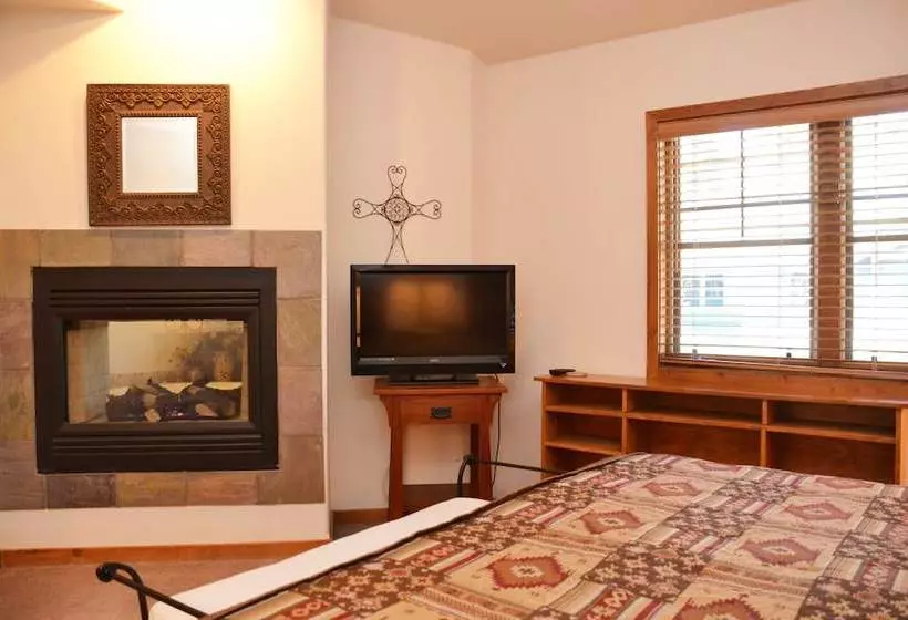 Los Pinos By Ski Village Resorts