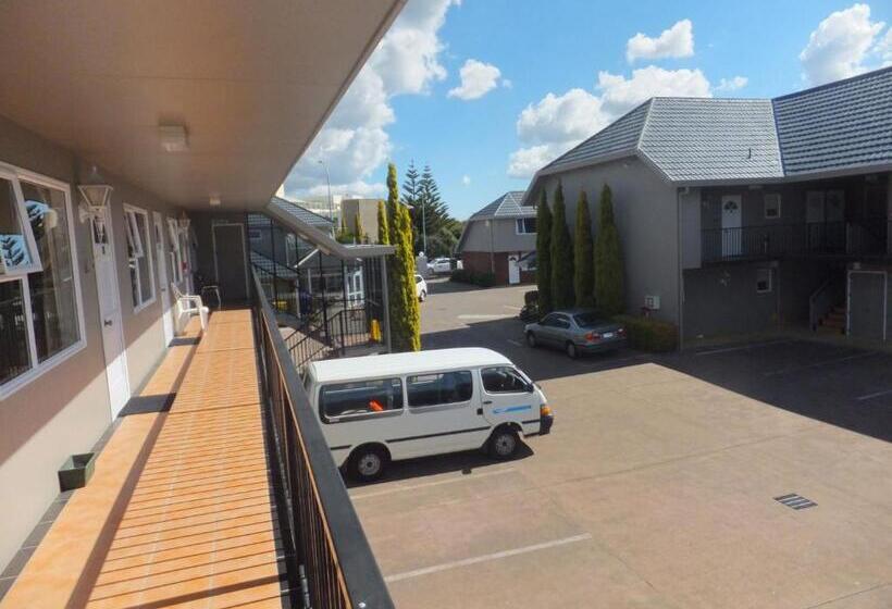 Мотель Carramar Motor Inn