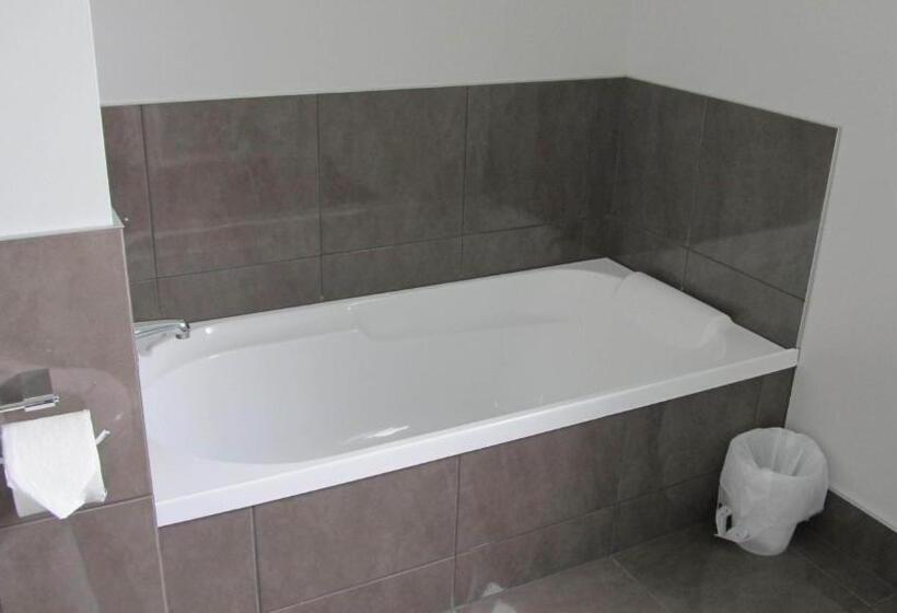 Мотель Carramar Motor Inn