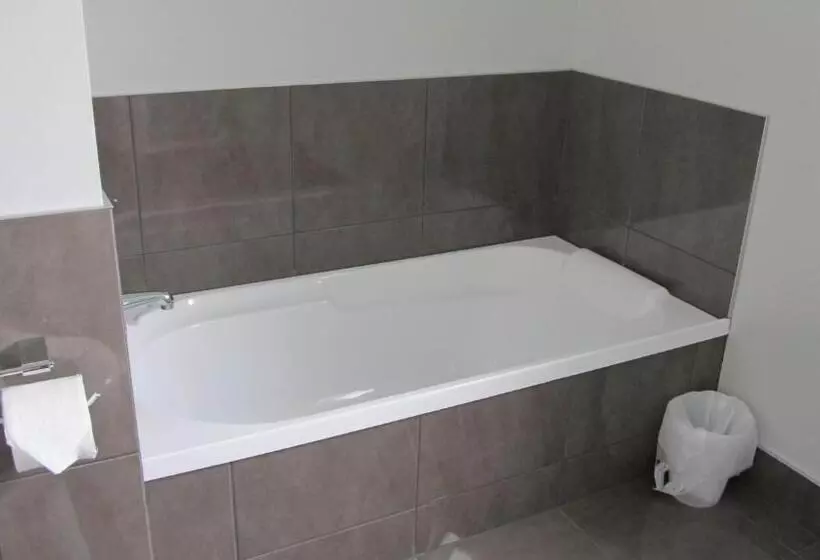 Мотель Carramar Motor Inn