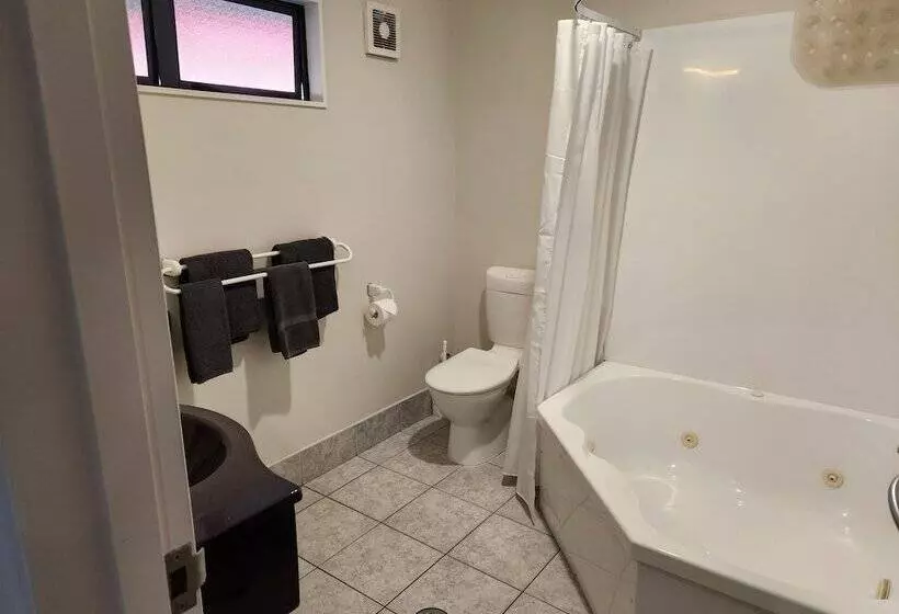 모텔 Asure Oak Estate Motor Lodge