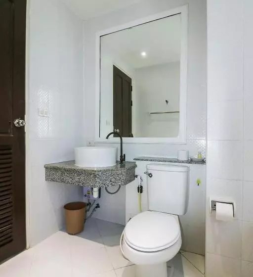 Natural Beach Hotel Pattaya