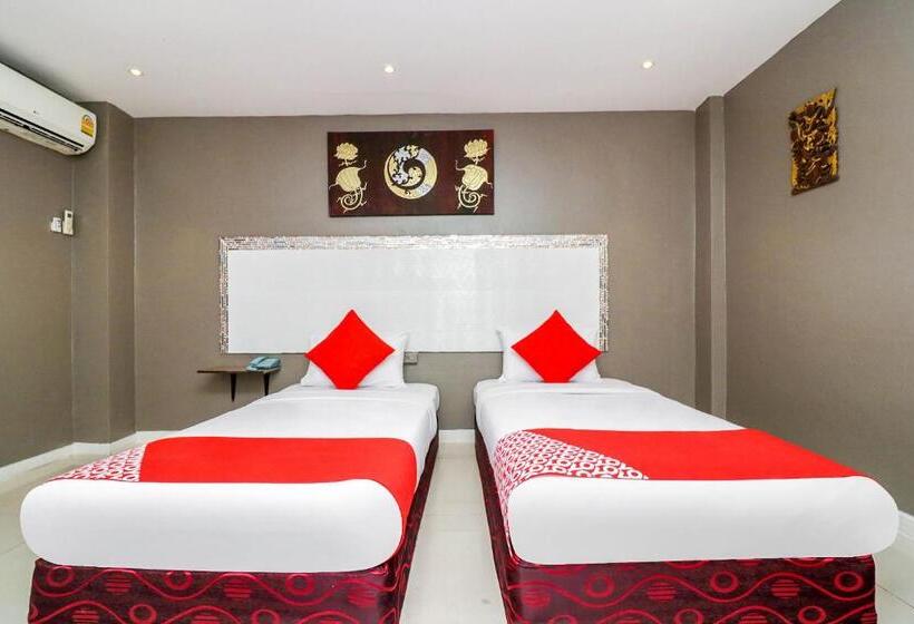 Natural Beach Hotel Pattaya