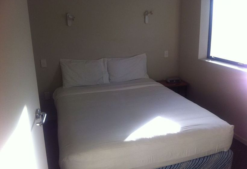 מוטל Ocean Waves