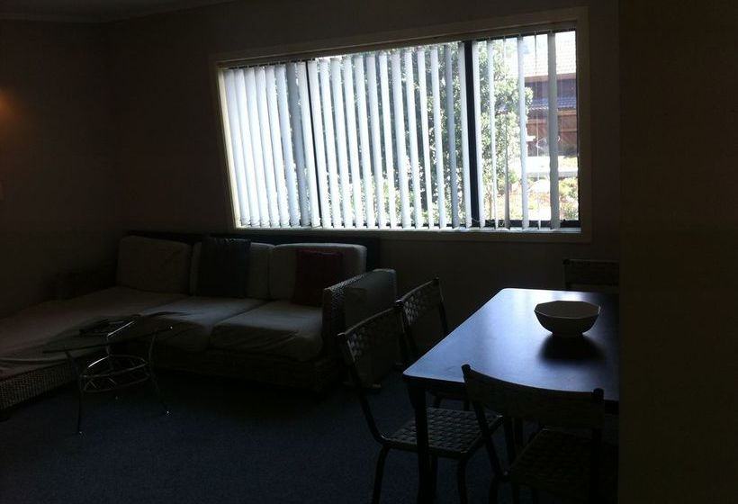 מוטל Ocean Waves