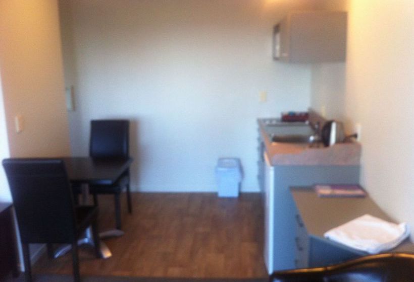 מוטל Ocean Waves