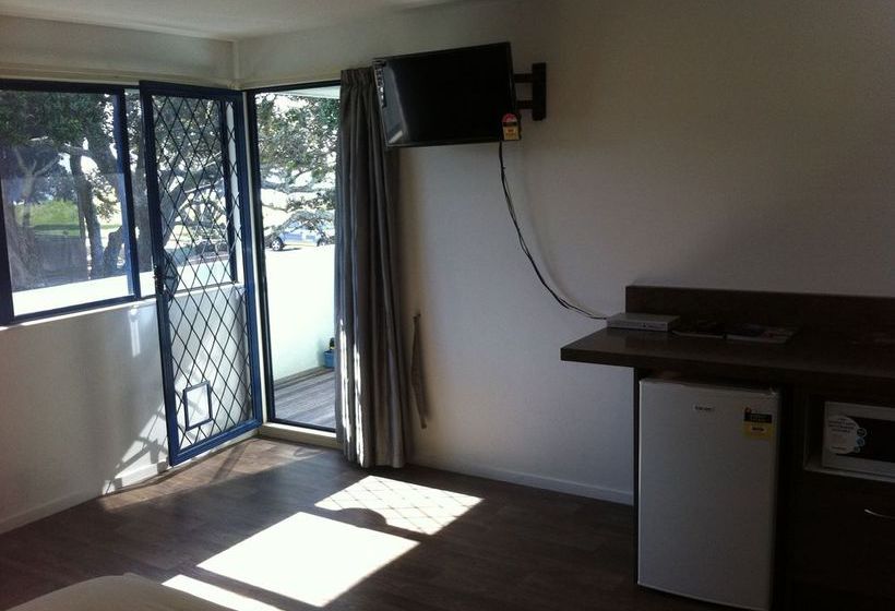 מוטל Ocean Waves