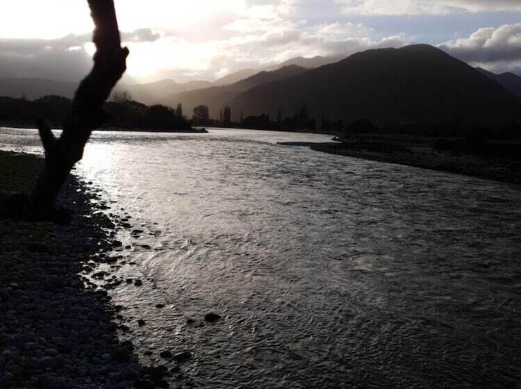 Off The Beaten Trail Accommodation & Bike Tours