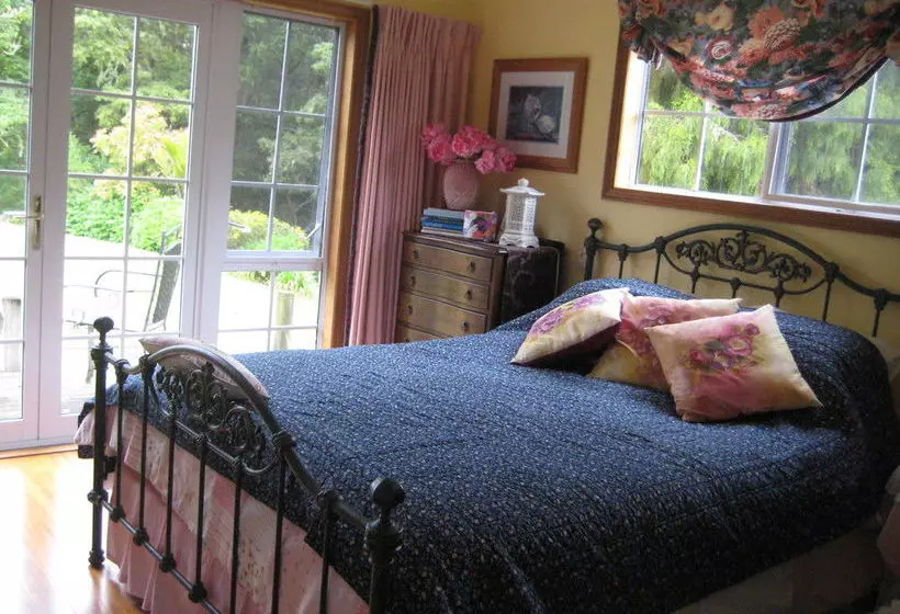 膳宿费 Keriwin House