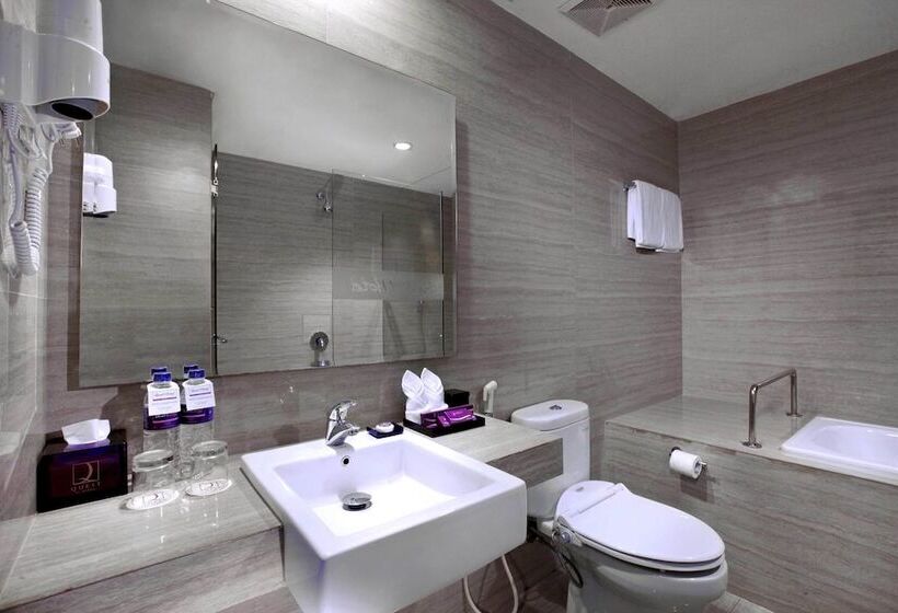 Quest Hotel Balikpapan By Aston