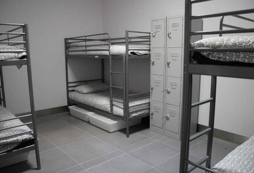 Quokka Backpackers Hostel Perth   Note   Valid Passport Required To Check In