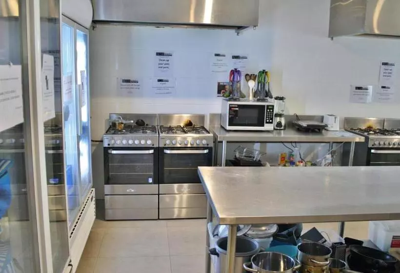 Quokka Backpackers Hostel Perth Note Valid Passport Required To Check In