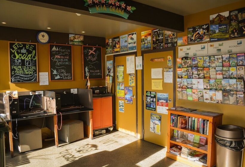 Taupo Urban Retreat   Hostel