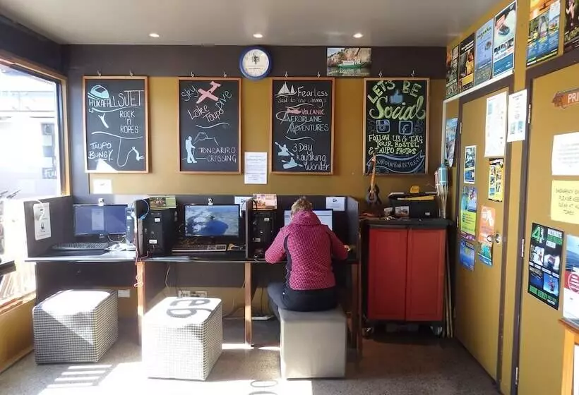 Taupo Urban Retreat   Hostel