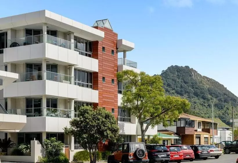 The Anchorage Apartments