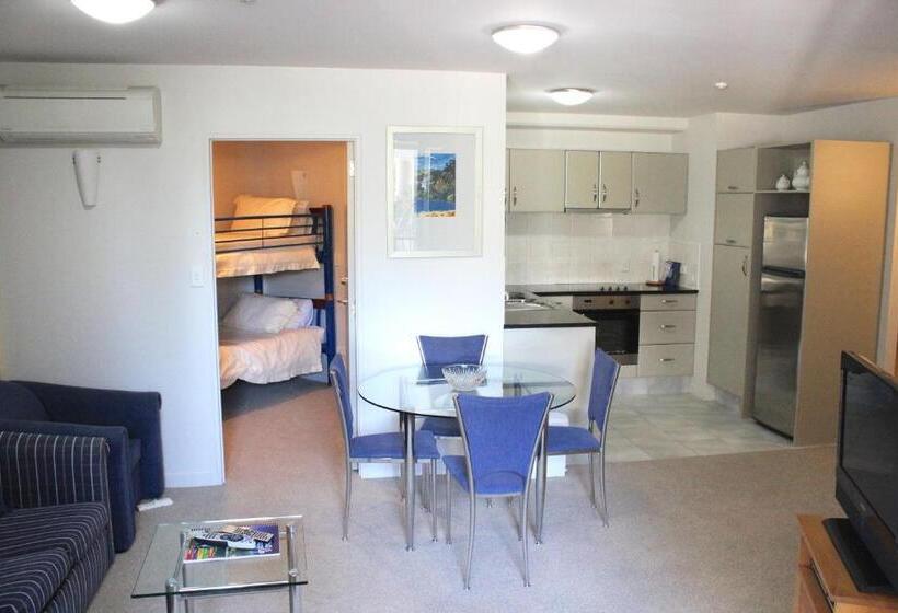 The Anchorage Apartments