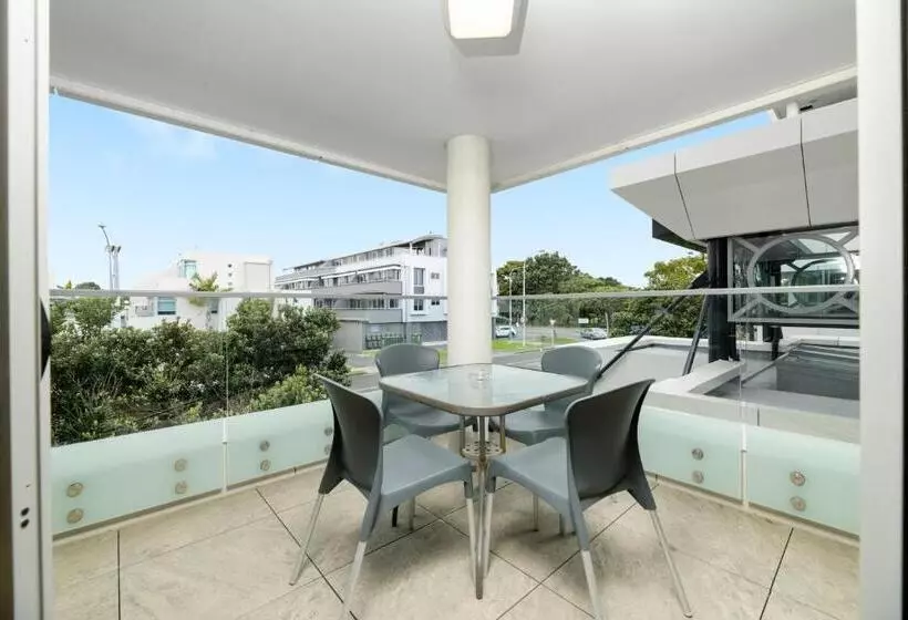 The Anchorage Apartments