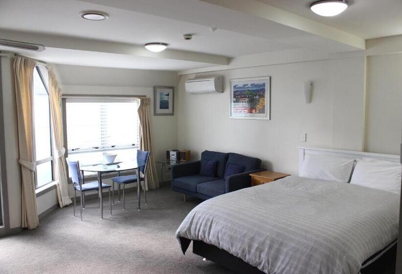 The Anchorage Apartments