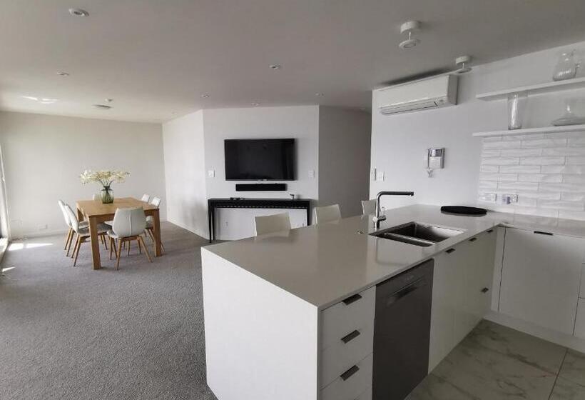 The Anchorage Apartments