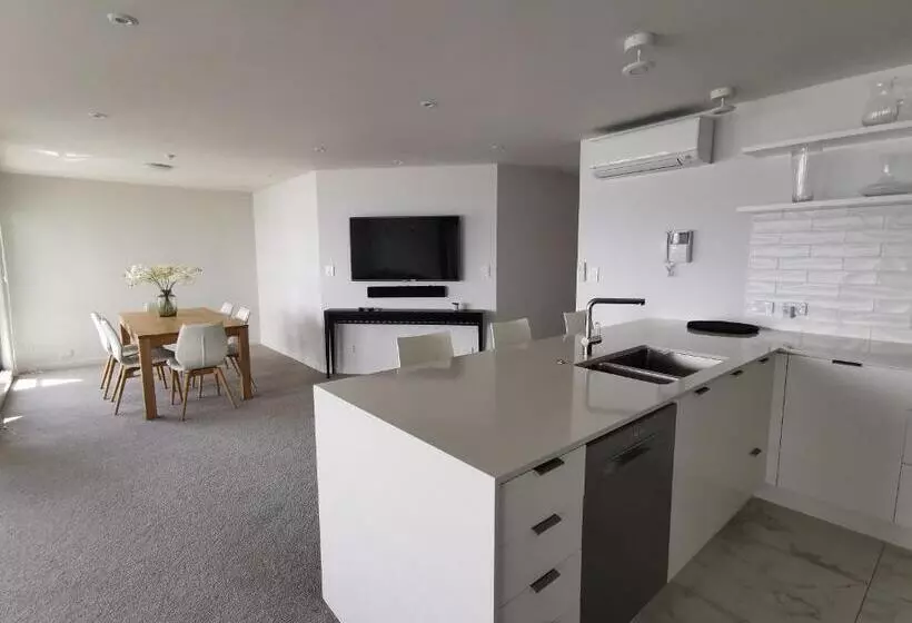 The Anchorage Apartments