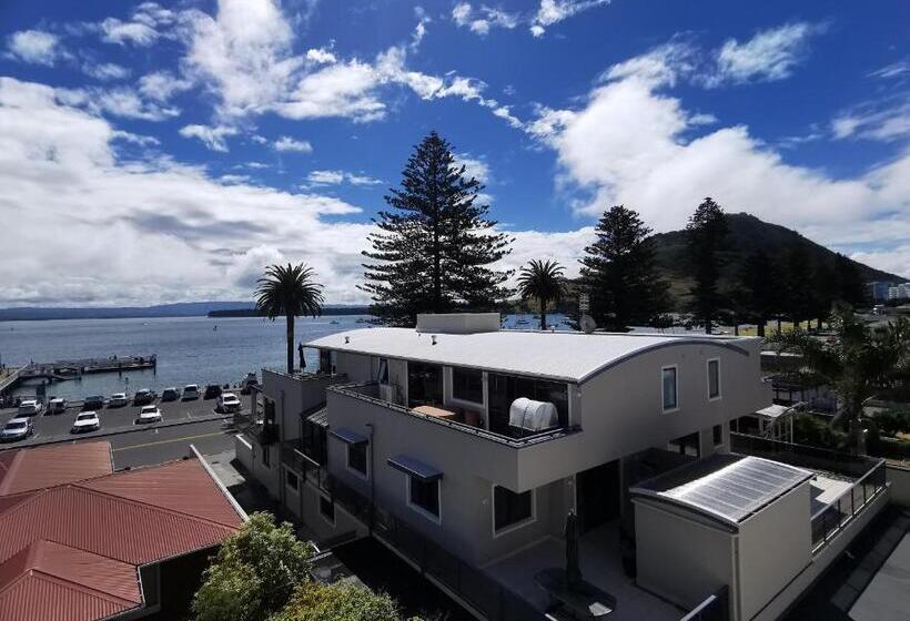 The Anchorage Apartments