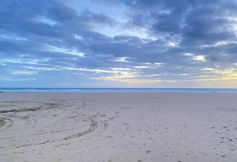 Beautiful 1 Bed Studio In Porthcawl Near Beach