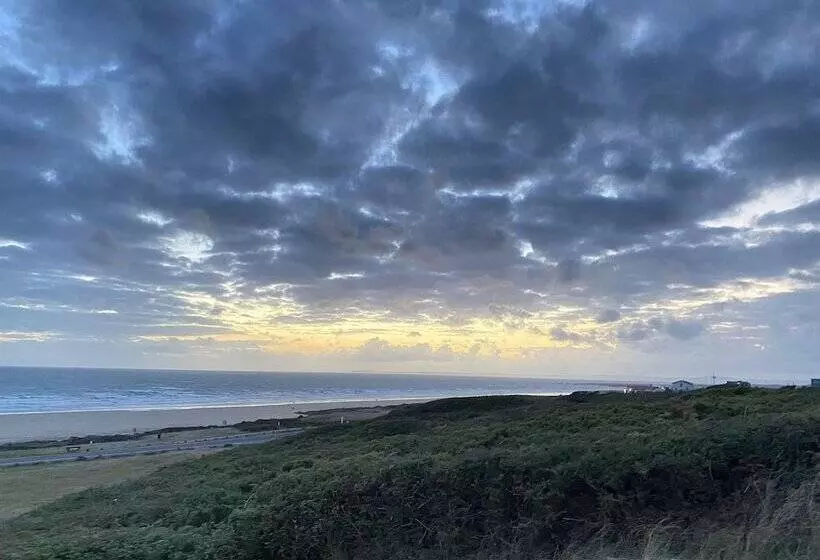 Beautiful 1 Bed Studio In Porthcawl Near Beach