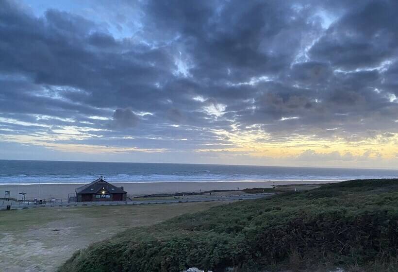 Beautiful 1 Bed Studio In Porthcawl Near Beach