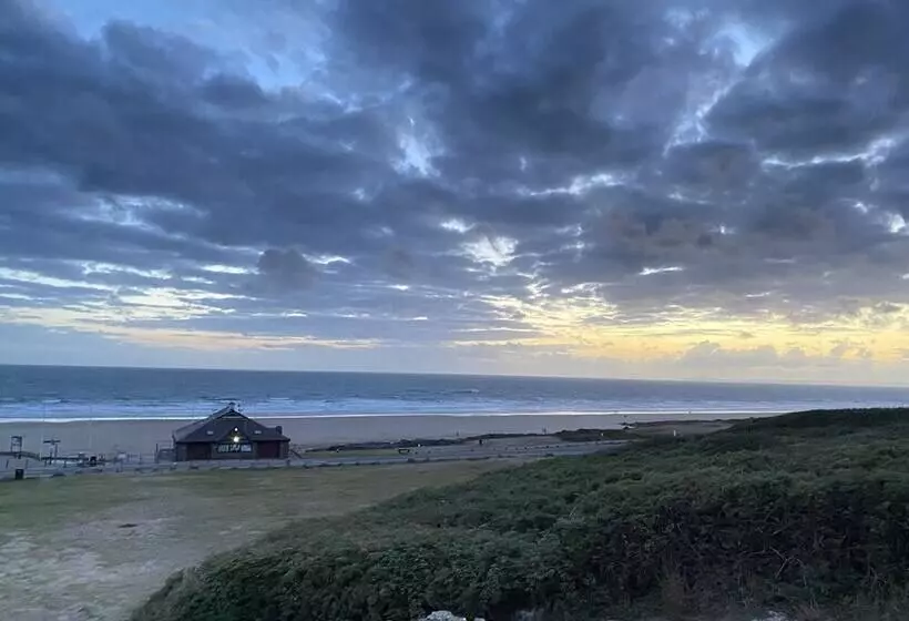 Beautiful 1 Bed Studio In Porthcawl Near Beach