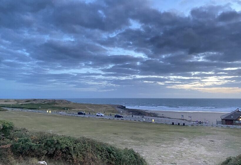 Beautiful 1 Bed Studio In Porthcawl Near Beach