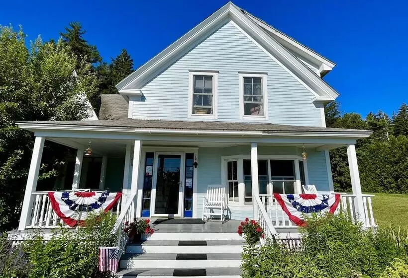 Aamiaismajoitus (B&B) Elsa S Inn On The Harbor