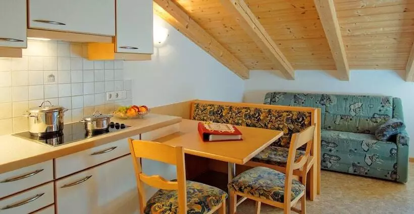 Aamiaismajoitus (B&B) Unterbergerhof