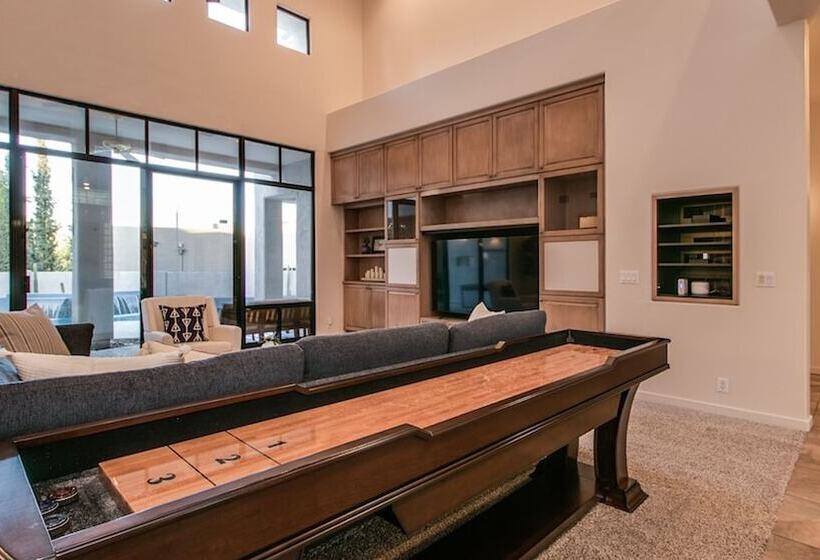 Casa Buenaluxurious Retreat W/2 Masters & Views!